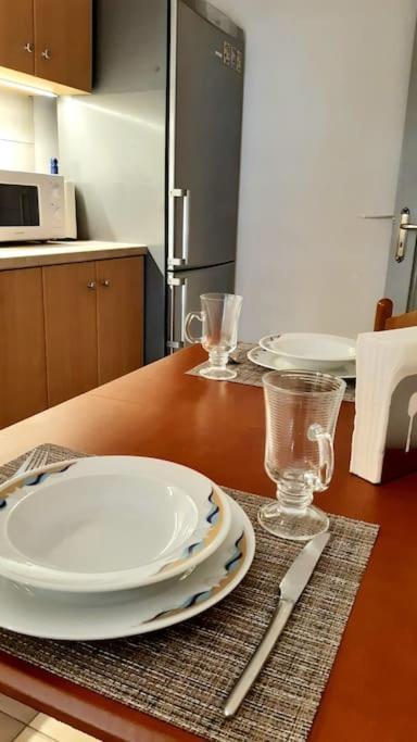 Carlito"S Apartment 1 Next To Metro Station Athen Eksteriør billede
