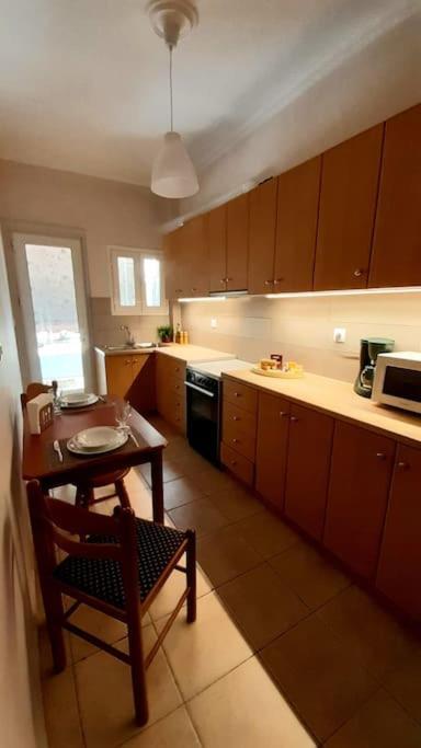 Carlito"S Apartment 1 Next To Metro Station Athen Eksteriør billede