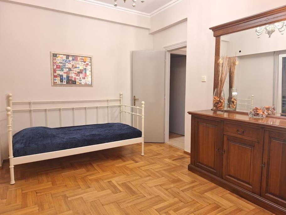 Carlito"S Apartment 1 Next To Metro Station Athen Eksteriør billede