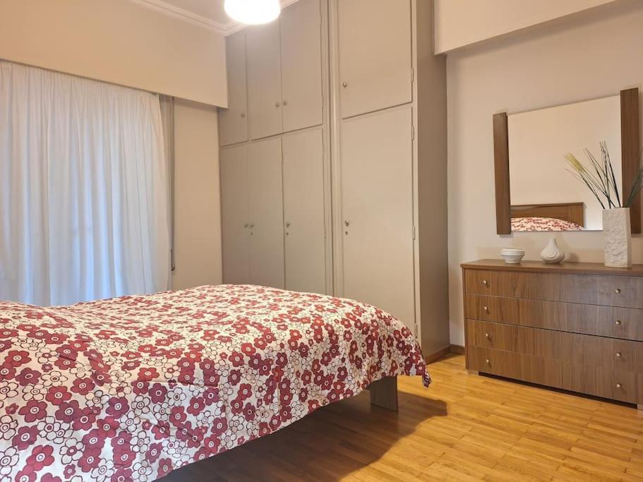 Carlito"S Apartment 1 Next To Metro Station Athen Eksteriør billede